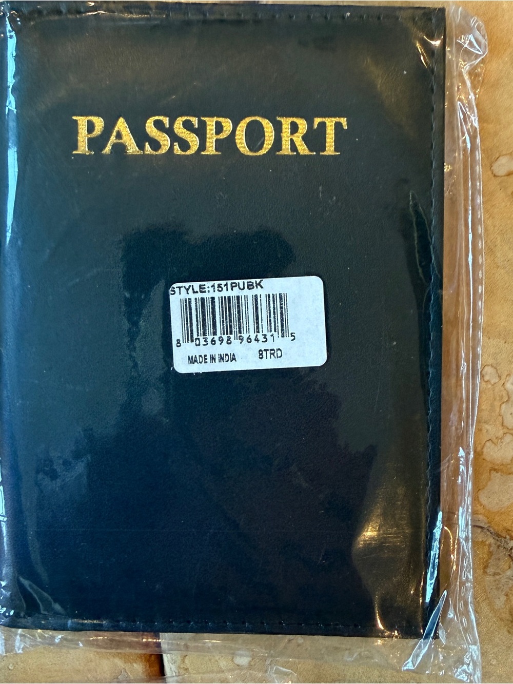 NWT Passport cover. Black

Other colors available on my page.

Non-smoking home